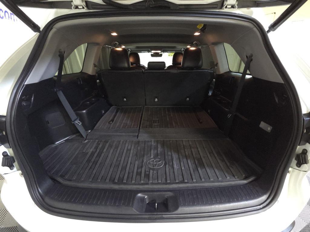 used 2017 Toyota Highlander car, priced at $25,600