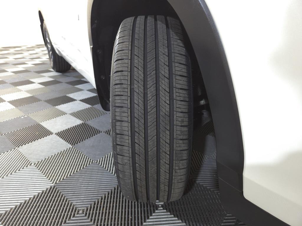 used 2017 Toyota Highlander car, priced at $25,600