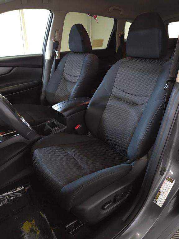 used 2017 Nissan Rogue car