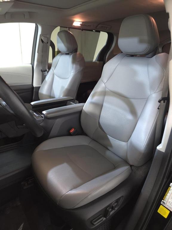 used 2024 Toyota Sienna car, priced at $40,970