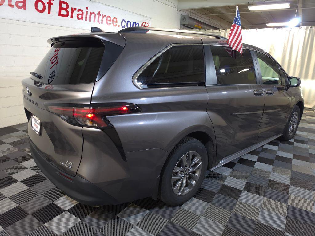used 2023 Toyota Sienna car, priced at $40,484