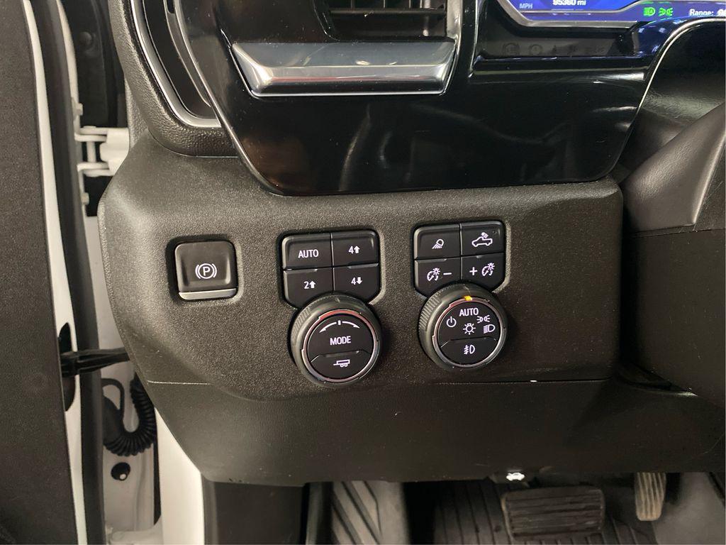 used 2024 Chevrolet Silverado 1500 car, priced at $35,995