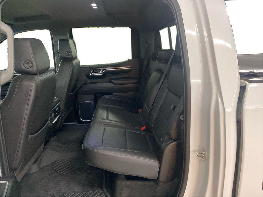 used 2024 Chevrolet Silverado 1500 car, priced at $35,995