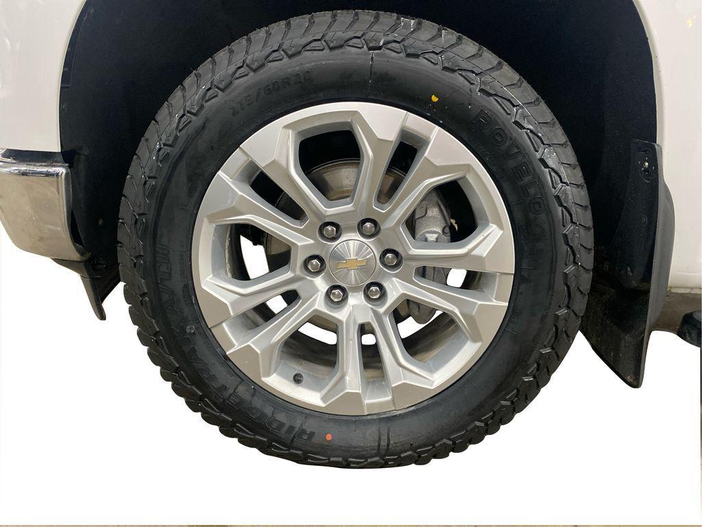 used 2024 Chevrolet Silverado 1500 car, priced at $35,995