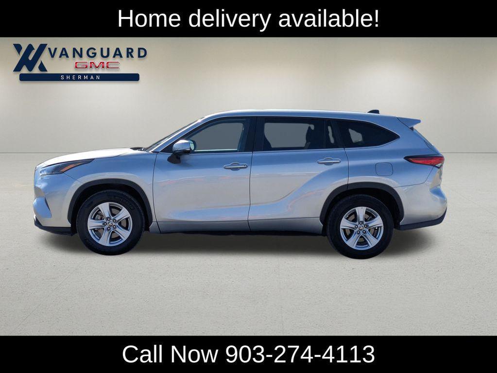 used 2023 Toyota Highlander car, priced at $27,428