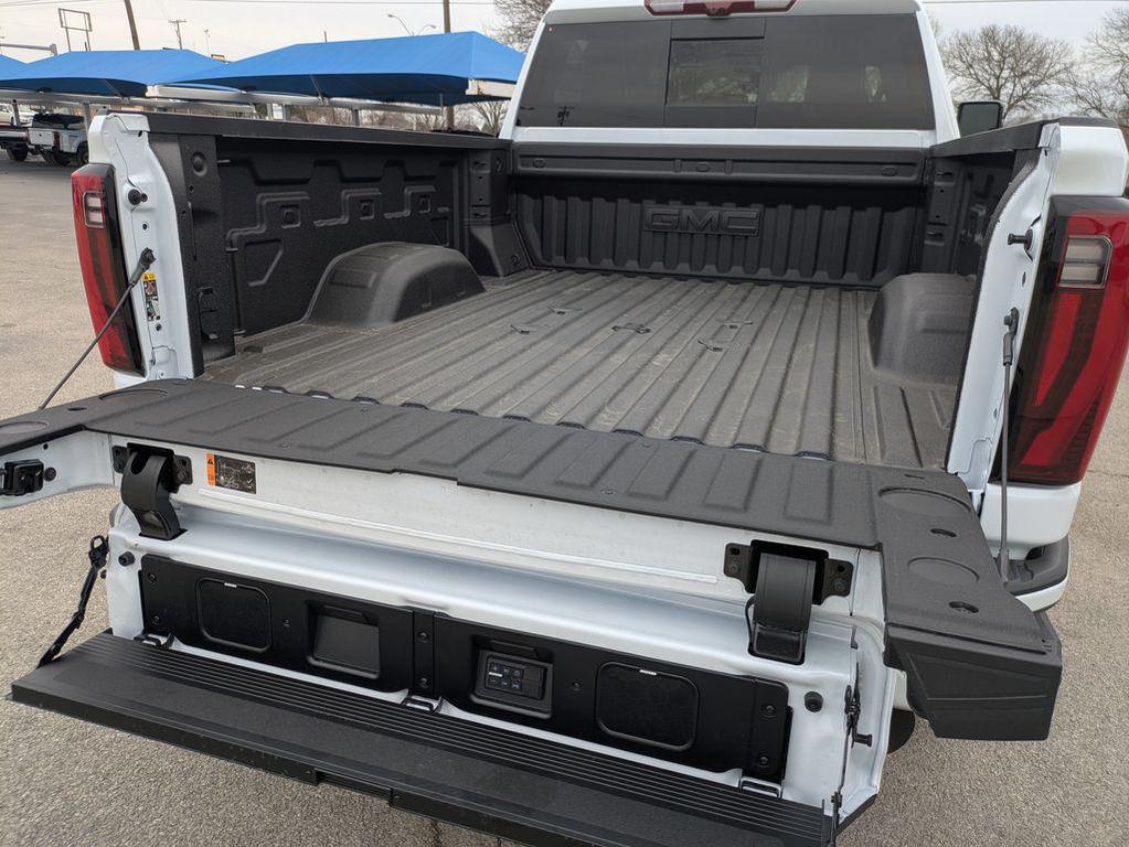 new 2026 GMC Sierra 2500 car, priced at $87,297