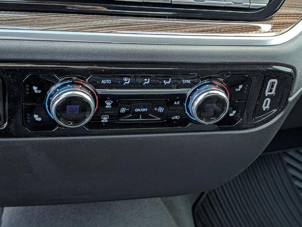 new 2026 GMC Sierra 1500 car, priced at $43,558