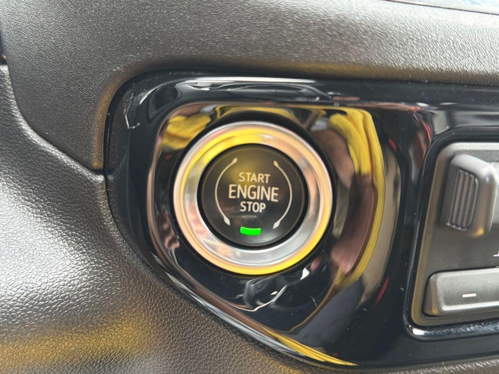 used 2023 GMC Sierra 1500 car, priced at $36,904