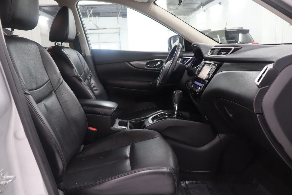 used 2015 Nissan Rogue car, priced at $11,700