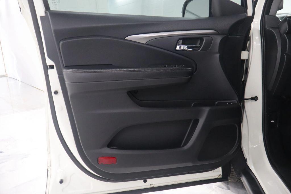 used 2017 Honda Pilot car, priced at $16,800