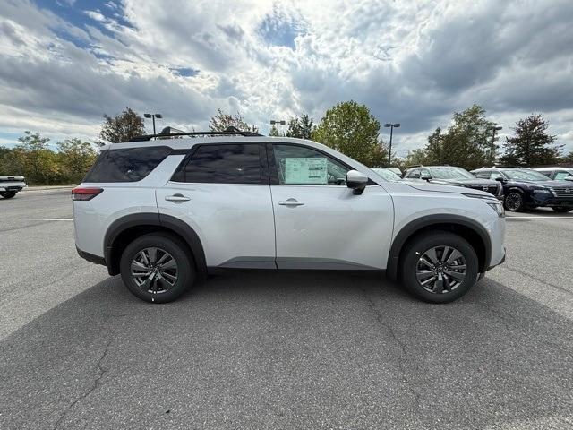 new 2025 Nissan Pathfinder car, priced at $37,979