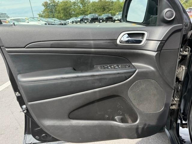 used 2021 Jeep Grand Cherokee car, priced at $17,600