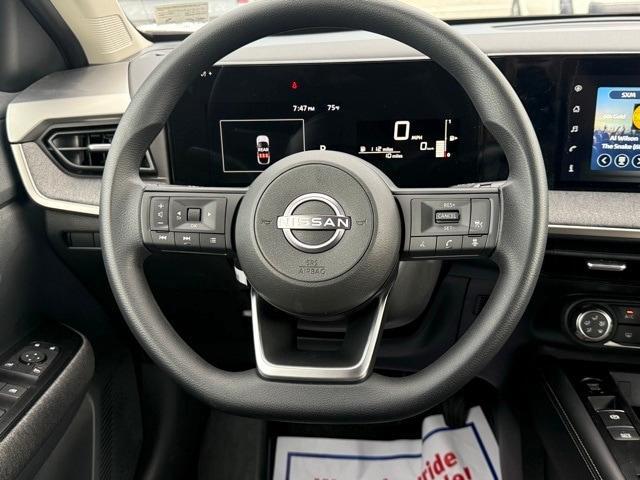 new 2025 Nissan Kicks car, priced at $24,897