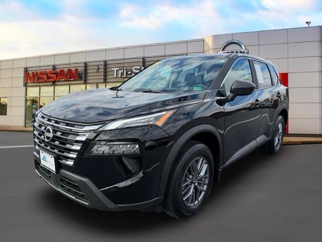 used 2025 Nissan Rogue car, priced at $28,900