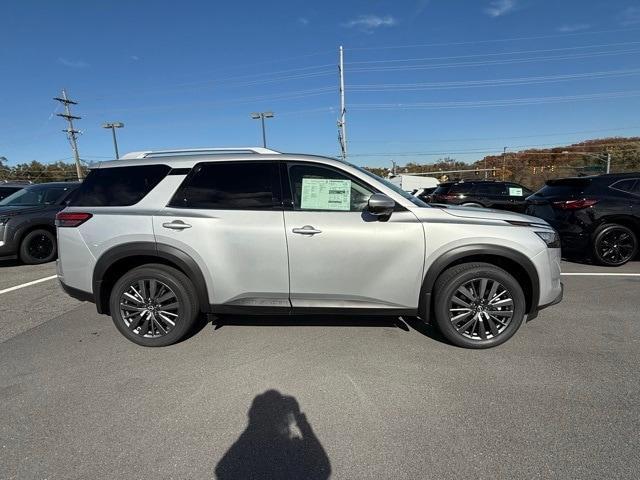 new 2025 Nissan Pathfinder car, priced at $41,690
