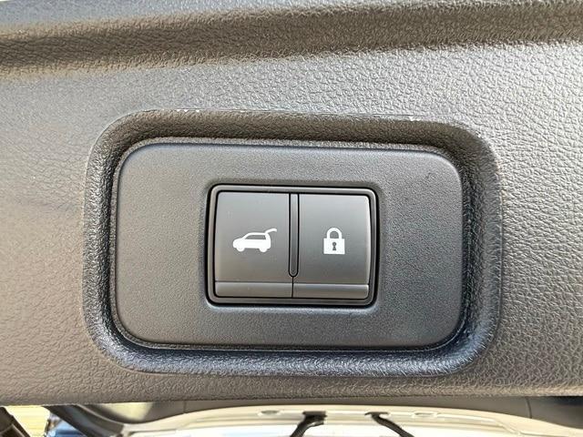 new 2025 Nissan Pathfinder car, priced at $41,690