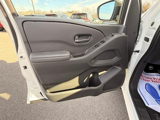 new 2026 Nissan Frontier car, priced at $40,095