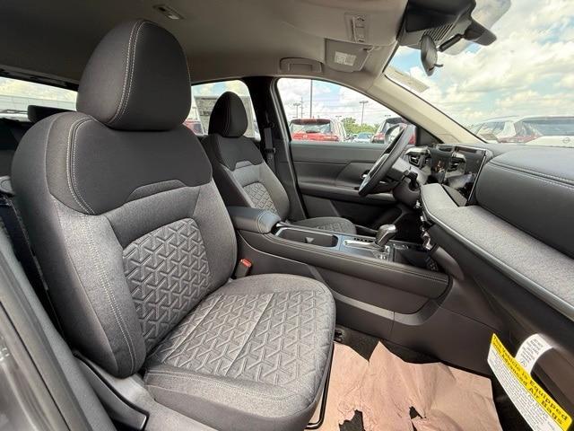 new 2025 Nissan Kicks car, priced at $24,645