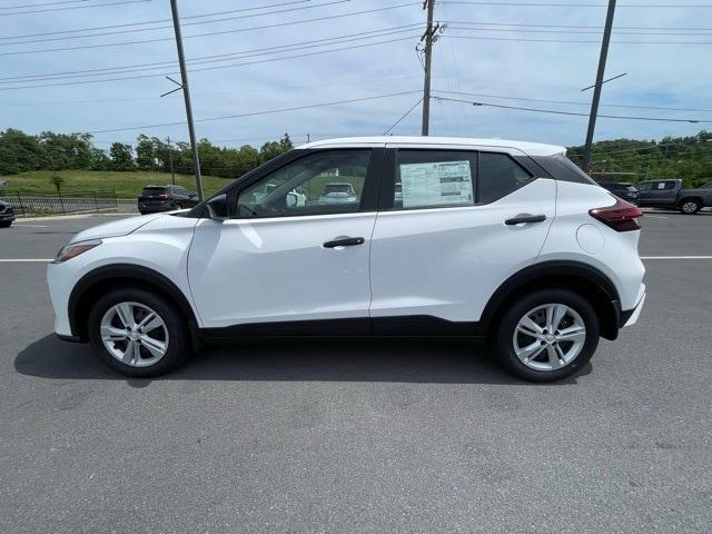 new 2025 Nissan Kicks Play car, priced at $22,757