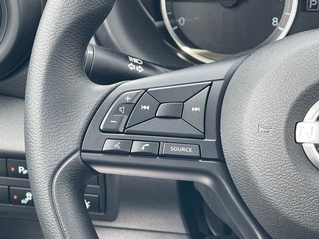 new 2025 Nissan Kicks Play car, priced at $22,757