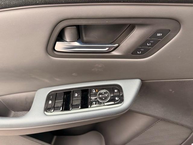 new 2026 Nissan Leaf car, priced at $42,625