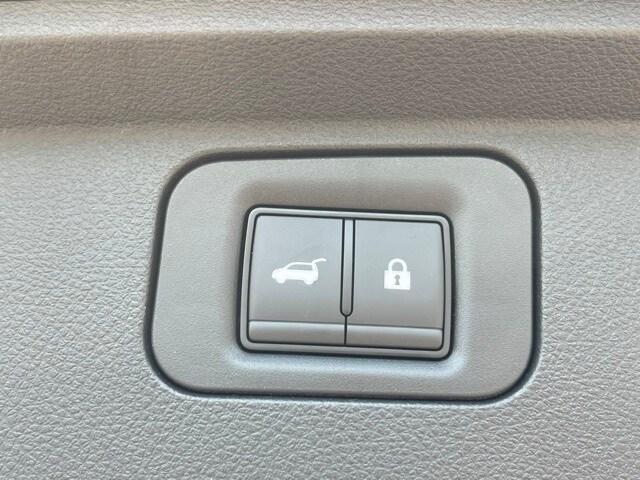 new 2025 Nissan Armada car, priced at $65,642