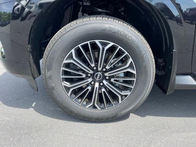 new 2025 Nissan Armada car, priced at $65,642