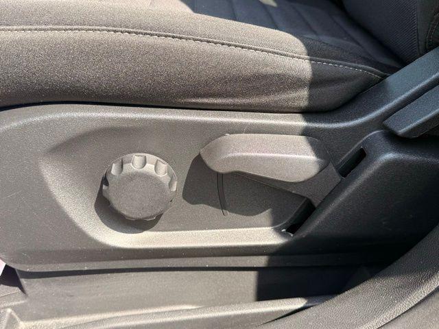 used 2024 Ford Edge car, priced at $26,900