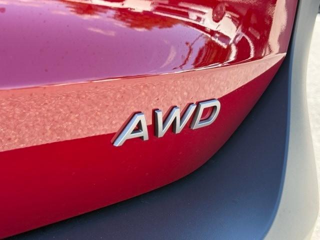 new 2025 Nissan Kicks car, priced at $24,897