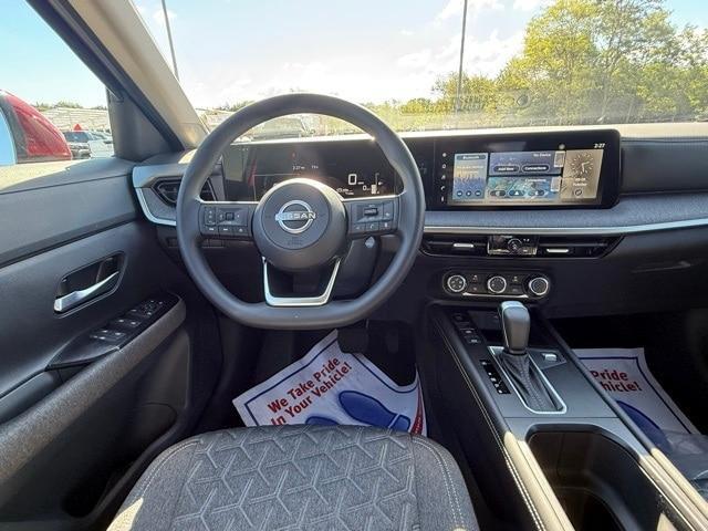 new 2025 Nissan Kicks car, priced at $24,897