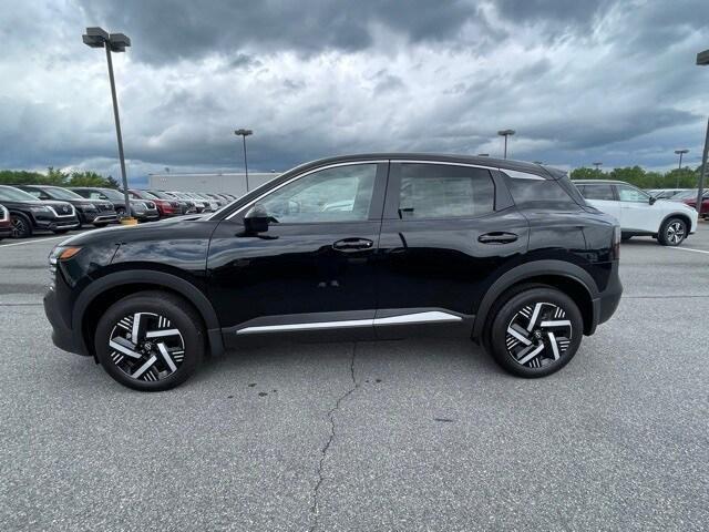 new 2025 Nissan Kicks car, priced at $22,647