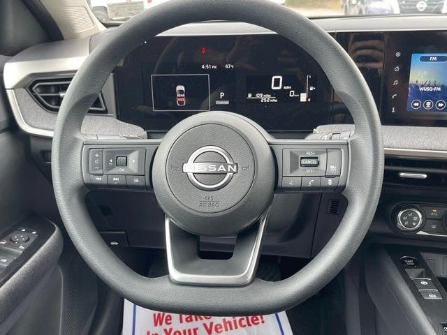 new 2025 Nissan Kicks car, priced at $22,647