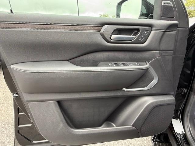 new 2025 Nissan Armada car, priced at $78,757