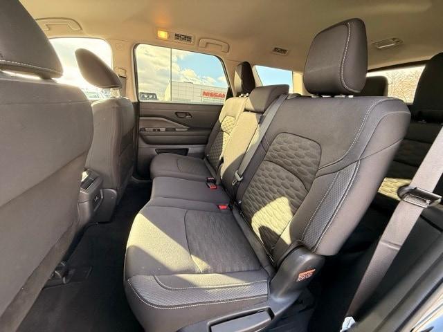 used 2024 Nissan Pathfinder car, priced at $29,900