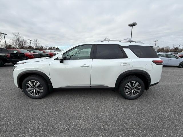 new 2025 Nissan Pathfinder car, priced at $39,569