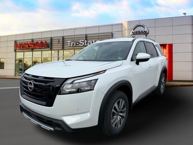 new 2025 Nissan Pathfinder car, priced at $39,569