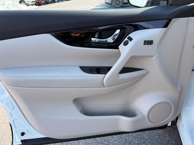 used 2022 Nissan Rogue Sport car, priced at $27,900