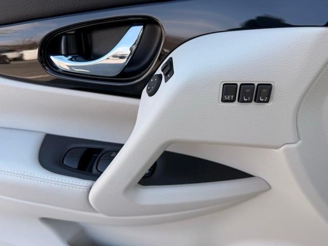 used 2022 Nissan Rogue Sport car, priced at $27,900