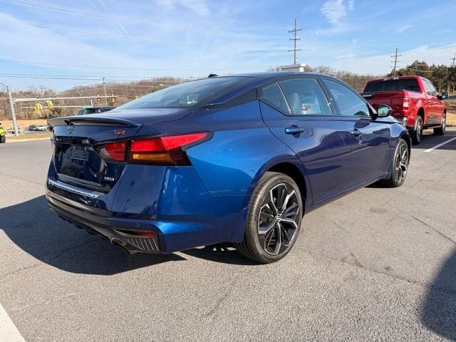 used 2023 Nissan Altima car, priced at $22,900