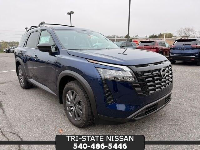 new 2026 Nissan Pathfinder car, priced at $39,205