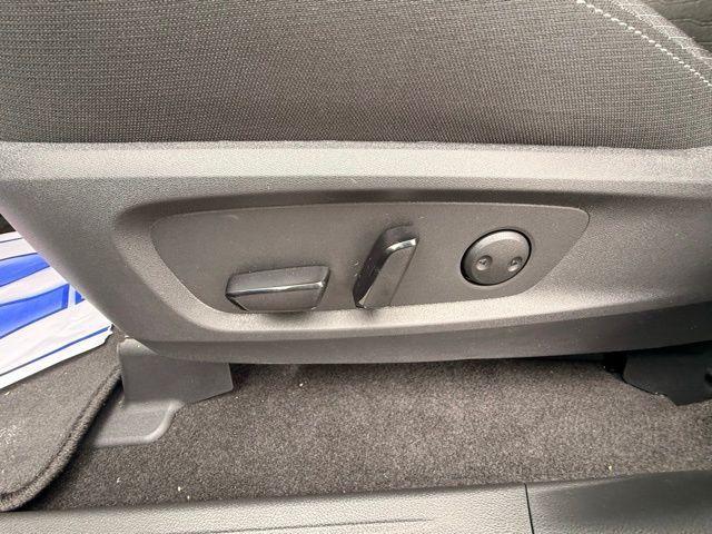 new 2026 Nissan Pathfinder car, priced at $42,044