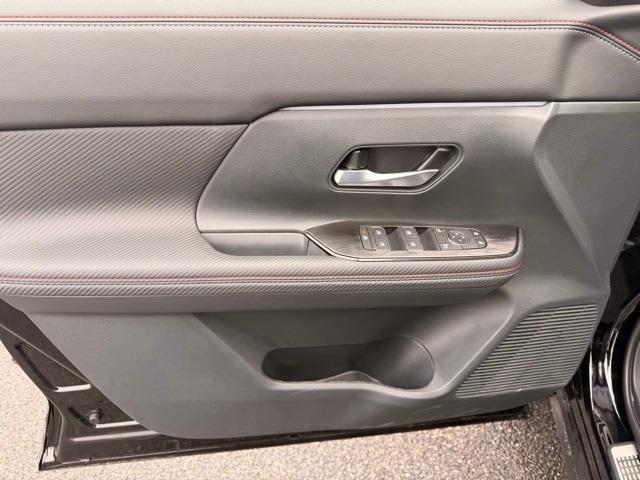 new 2026 Nissan Kicks car, priced at $33,445