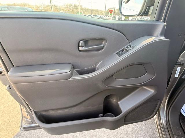 used 2024 Nissan Frontier car, priced at $27,900