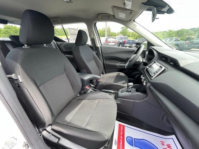 new 2025 Nissan Kicks Play car, priced at $22,679