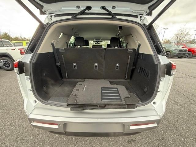 new 2025 Nissan Pathfinder car, priced at $39,441