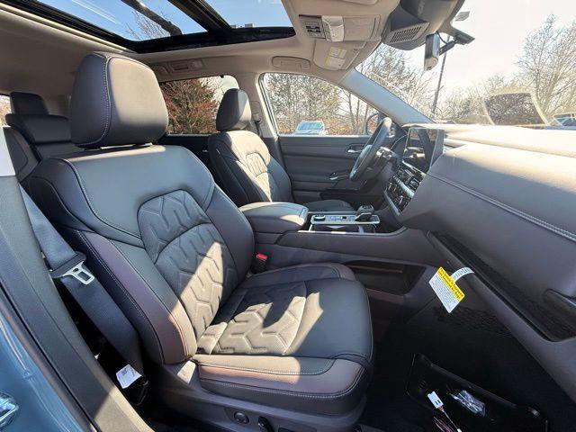 new 2026 Nissan Pathfinder car, priced at $52,386