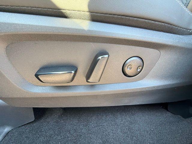 new 2026 Nissan Pathfinder car, priced at $52,386