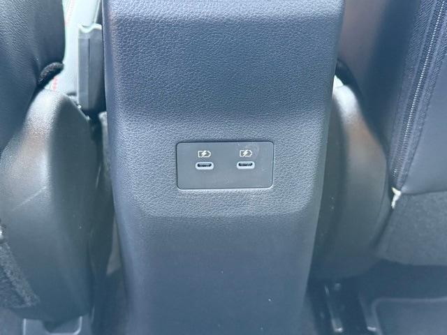 new 2025 Nissan Kicks car