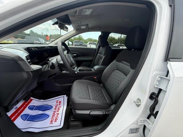 new 2025 Nissan Kicks car, priced at $24,897