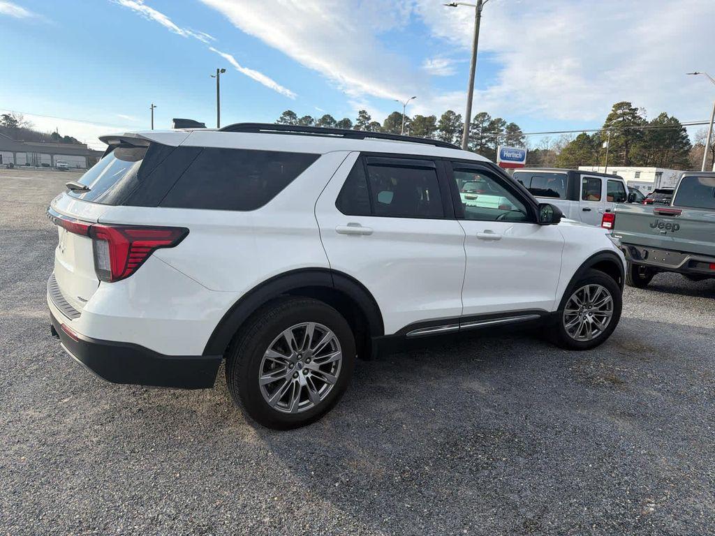 used 2025 Ford Explorer car, priced at $39,991